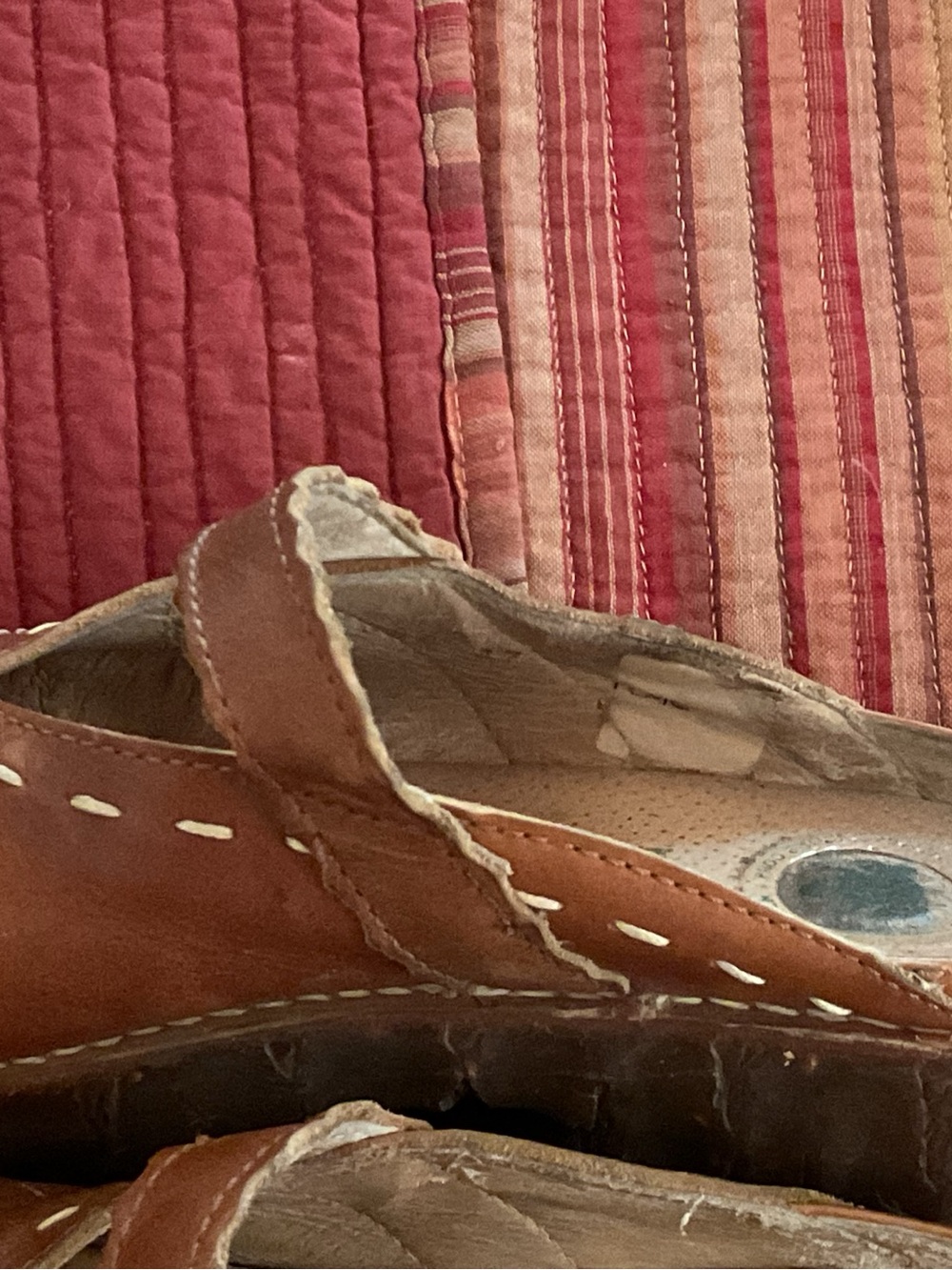 EL NATURALISTA Chestnut  Brown Embroidered Clogs - Picture 3 of 5